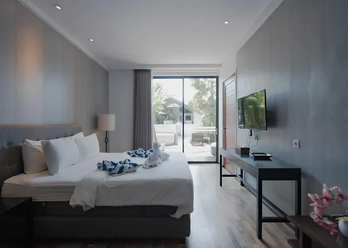 Lealands Hotel *