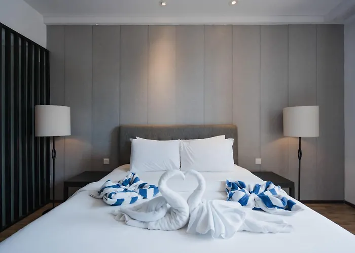 Hotel Lealands *